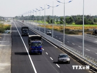 Nhiều Sai Sót Nghiêm Trọng Ở Cao Tốc Trung Lương - TPHCM